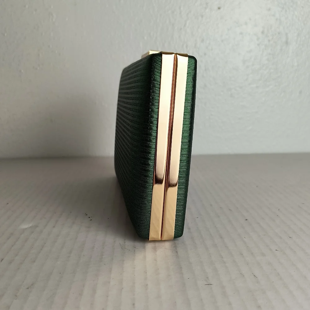Shimmer Emerald Gold Tone Satin Evening Clutch Square Bag Metal Strap